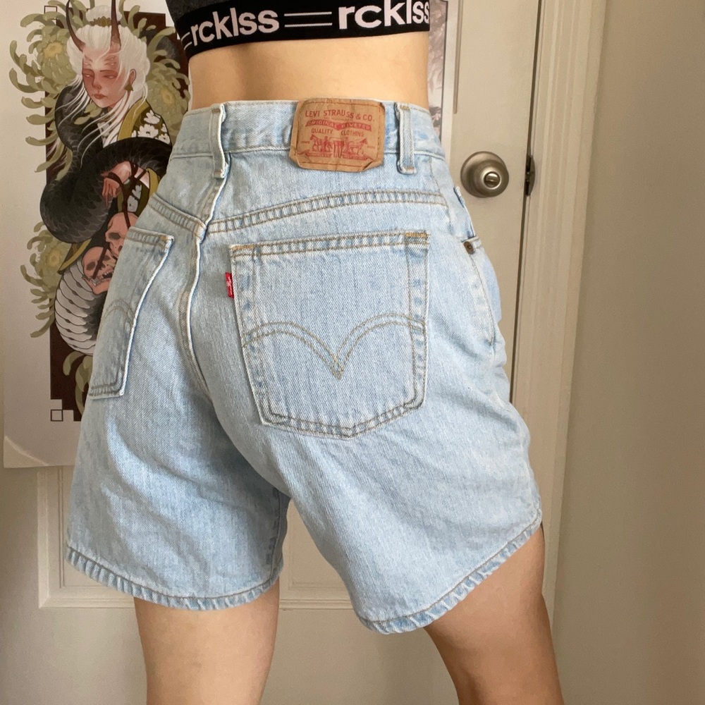 Levi’s vintage longline hightwaisted shorts